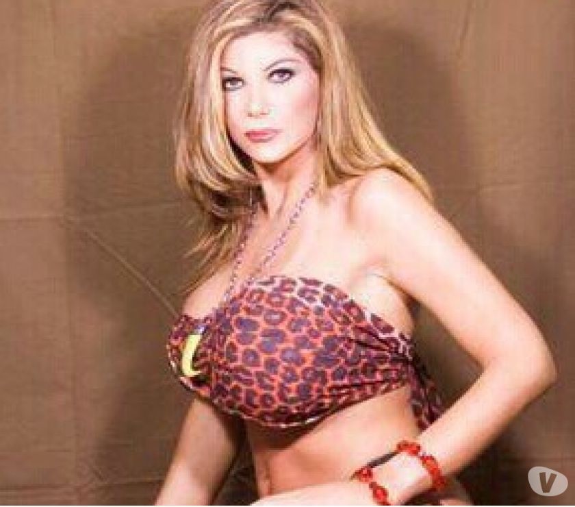 Jolie trans féminine et sexy